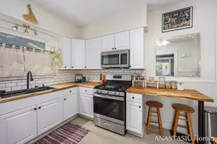 741 Crescent St NE, Grand Rapids, MI 49503 - Photo 11