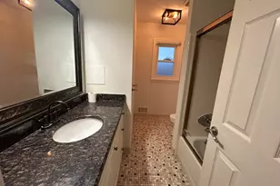 38647 Meeting House Ln, Livonia, MI 48154 - Photo 13