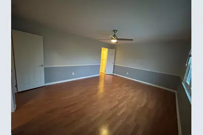 38647 Meeting House Lane, Livonia, MI 48154 - Photo 11