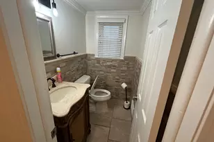 38647 Meeting House Ln, Livonia, MI 48154 - Photo 7