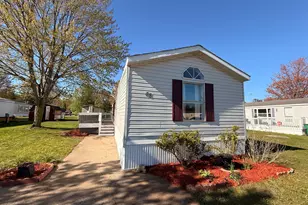 68 Maple Ct, Muskegon, MI 49445 - Photo 5