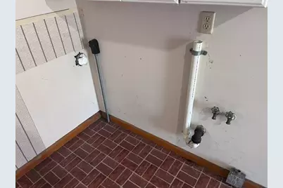 1056 E Parkdale Avenue, Manistee, MI 49660 - Photo 31