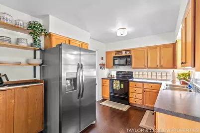 1518 Gladstone Drive SE, Grand Rapids, MI 49506 - Photo 19