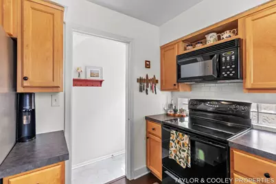 1518 Gladstone Drive SE, Grand Rapids, MI 49506 - Photo 17