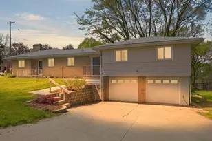 1605 Bridge St NW, Grand Rapids, MI 49504 - Photo 31