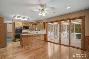 3813 Kinview St NW, Grand Rapids, MI 49534 - Photo 9