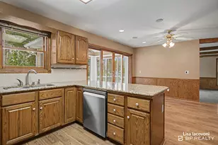 3813 Kinview St NW, Grand Rapids, MI 49534 - Photo 11