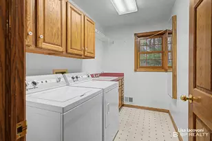 3813 Kinview St NW, Grand Rapids, MI 49534 - Photo 21