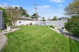 310 Dexter St, Milan, MI 48160 - Photo 25