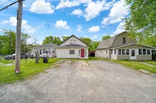 407 Hinckley Blvd, Jackson, MI 49203 - Photo 3