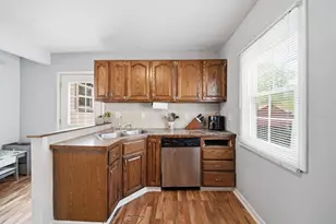 407 Hinckley Blvd, Jackson, MI 49203 - Photo 17