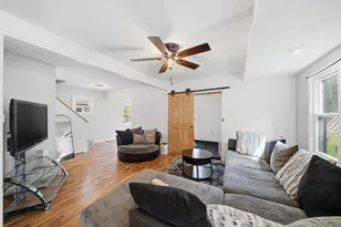 407 Hinckley Blvd, Jackson, MI 49203 - Photo 9