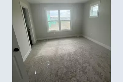 670 Lincoln Lawns Drive NW, Grand Rapids, MI 49534 - Photo 11