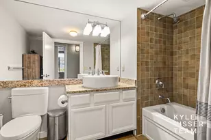 940 Monroe Ave NW, Grand Rapids, MI 49503 - Photo 19