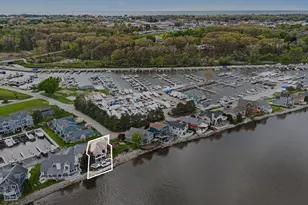 2309 Riverside Pointe Dr, Saint Joseph, MI 49085 - Photo 25