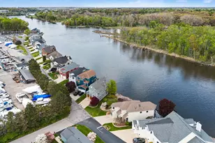 2309 Riverside Pointe Dr, Saint Joseph, MI 49085 - Photo 23