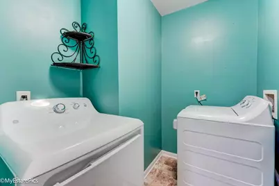 41101 N Maplewood Drive, Canton, MI 48187 - Photo 23