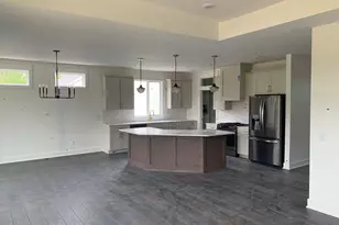 7814 Woodhurst Dr NE, Rockford, MI 49341 - Photo 3