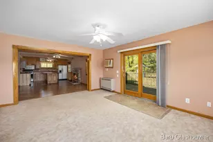 210 S Shore Dr, Edmore, MI 48829 - Photo 11