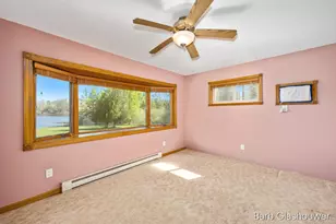 210 S Shore Dr, Edmore, MI 48829 - Photo 17