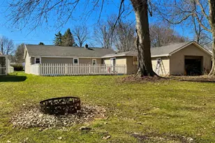 714 Cherry St, Charlotte, MI 48813 - Photo 7