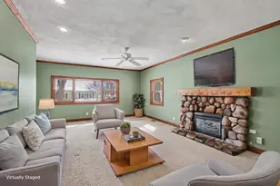 2407 Fairfield Ave, Kalamazoo, MI 49048 - Photo 3