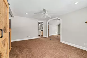 2407 Fairfield Ave, Kalamazoo, MI 49048 - Photo 17