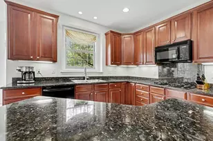 1447 Bicentennial Pkwy, Ann Arbor, MI 48108 - Photo 15