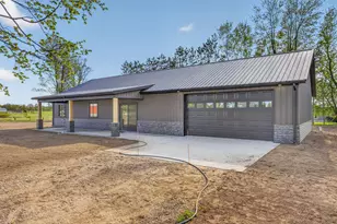 3027 100th Ave, Lakeview, MI 48850 - Photo 43