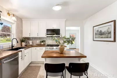 11127 8th Avenue, Grand Rapids, MI 49534 - Photo 13