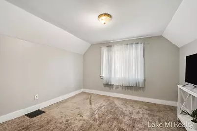 27 Exchange Street SE, Grand Rapids, MI 49548 - Photo 11