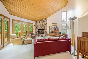 10875 Charring Cross Cir, Whitmore Lake, MI 48189 - Photo 5