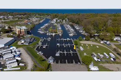 40 N Bailey Avenue #30, South Haven, MI 49090 - Photo 1