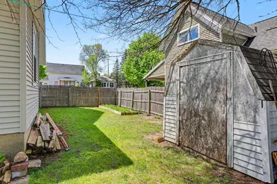 422 Pine Street, Belding, MI 48809 - Photo 27