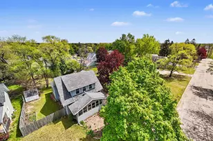 422 Pine St, Belding, MI 48809 - Photo 37