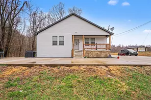 21556 59 1/2 St, Bangor, MI 49013 - Photo 1