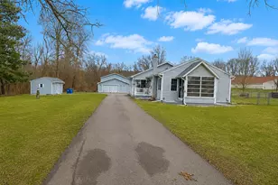 722 Golden Ave, Battle Creek, MI 49014 - Photo 1