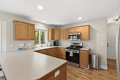 10899 Skylane Court, Allendale, MI 49401 - Photo 9