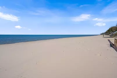 410 N Lakeshore Drive, Holland, MI 49424 - Photo 5