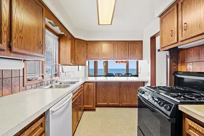 410 N Lakeshore Drive, Holland, MI 49424 - Photo 35