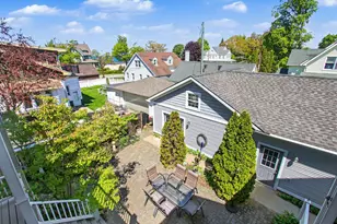 97 Superior St, South Haven, MI 49090 - Photo 37