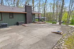 11820 Killarny Cir, Jerome, MI 49249 - Photo 41