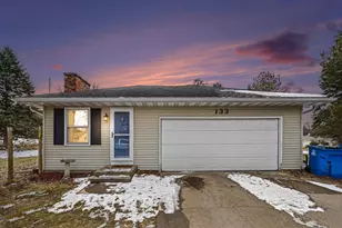 133 Walker Dr, Battle Creek, MI 49017 - Photo 3