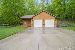 5182 Muskego Dr, Croton, MI 49337 - Photo 3