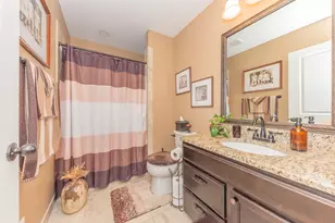 432 Maple Cove Cir, Saline, MI 48176 - Photo 17