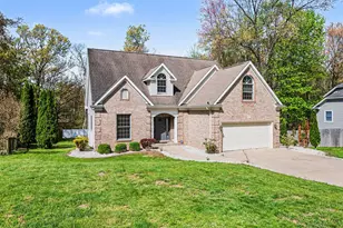 4696 Forest Creek Dr, Kalamazoo, MI 49009 - Photo 1