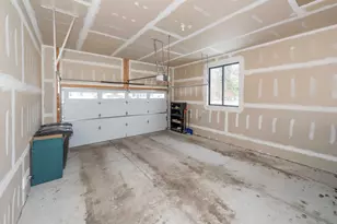 1858 Upland Dr, Ann Arbor, MI 48105 - Photo 57