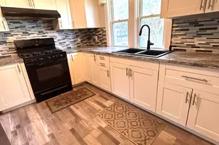 154 N Wabash Ave N, Battle Creek, MI 49017 - Photo 3