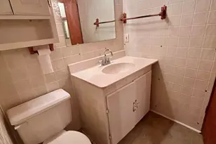 154 N Wabash Ave N, Battle Creek, MI 49017 - Photo 13