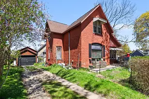 306 5th St, Manistee, MI 49660 - Photo 3